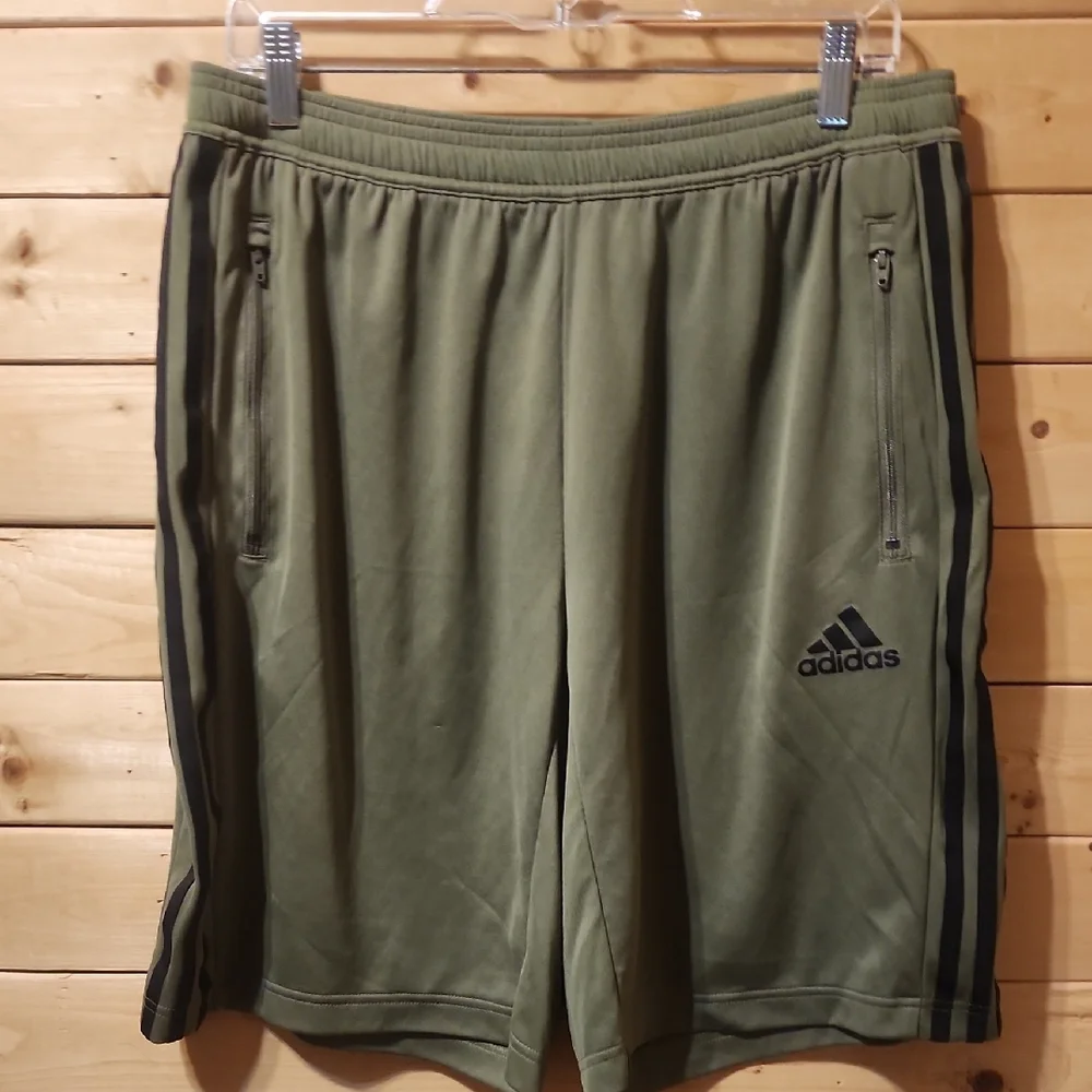 Mens Adidas Basketball Shorts Size Large Primeblue